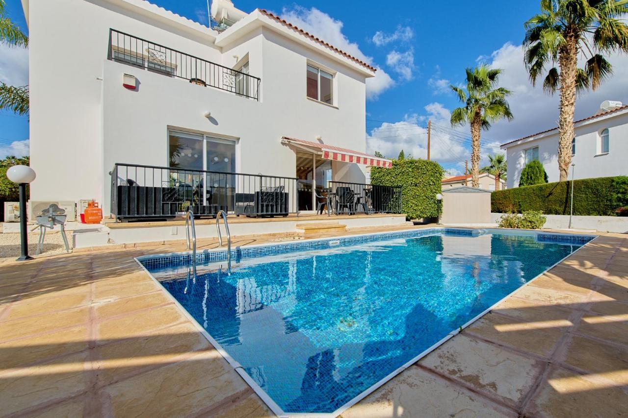 Villa Shiva By Ezoria Villas Coral Bay Exterior photo