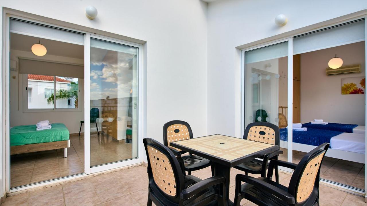 Villa Shiva By Ezoria Villas Coral Bay Exterior photo